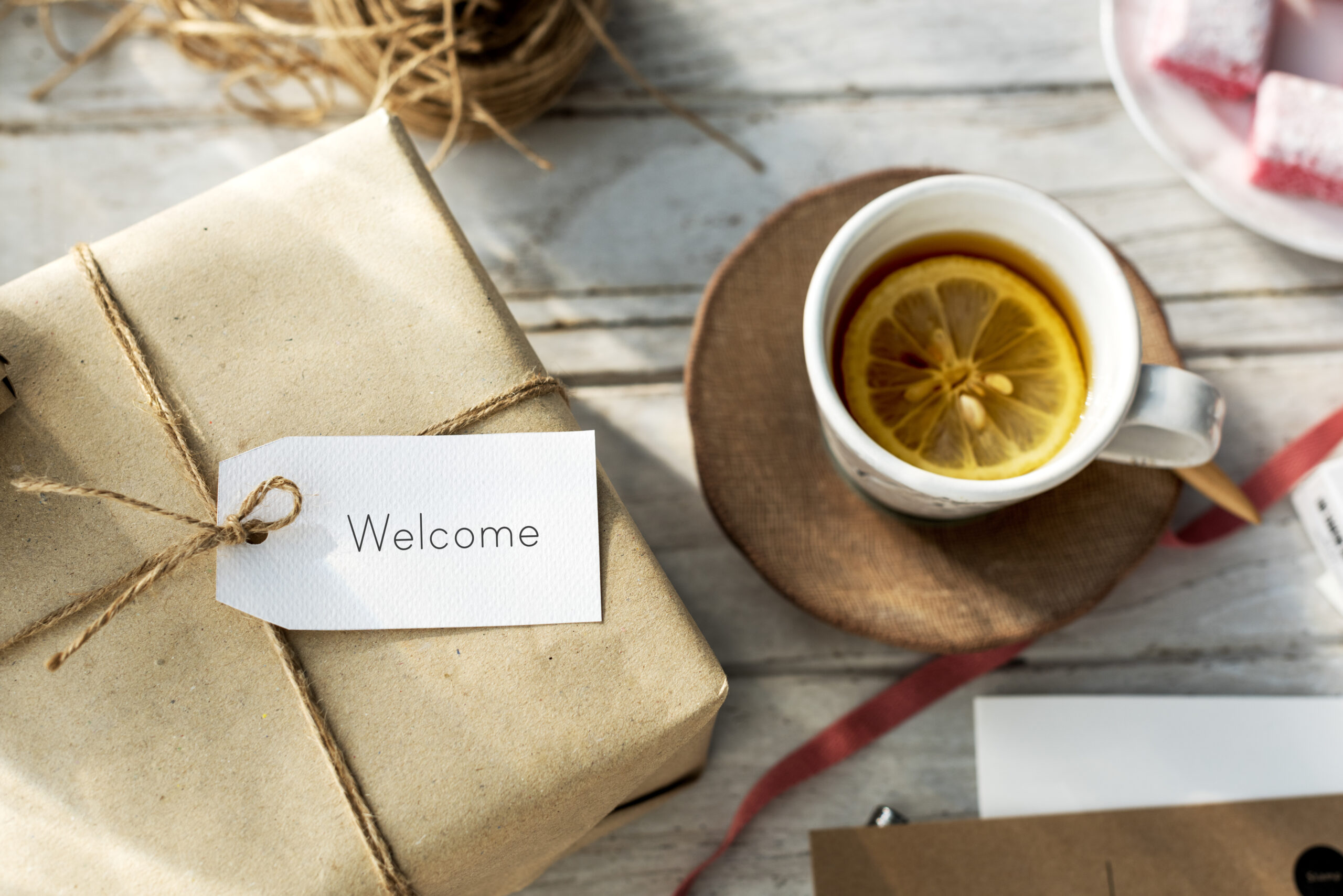 How to Create a Perfect Welcome Kit for New Employees